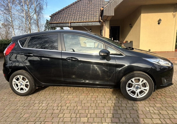Ford Fiesta cena 24900 przebieg: 132000, rok produkcji 2013 z Mirsk małe 529